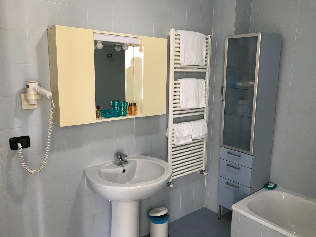 Darsena Apartment Генуа Екстериор снимка